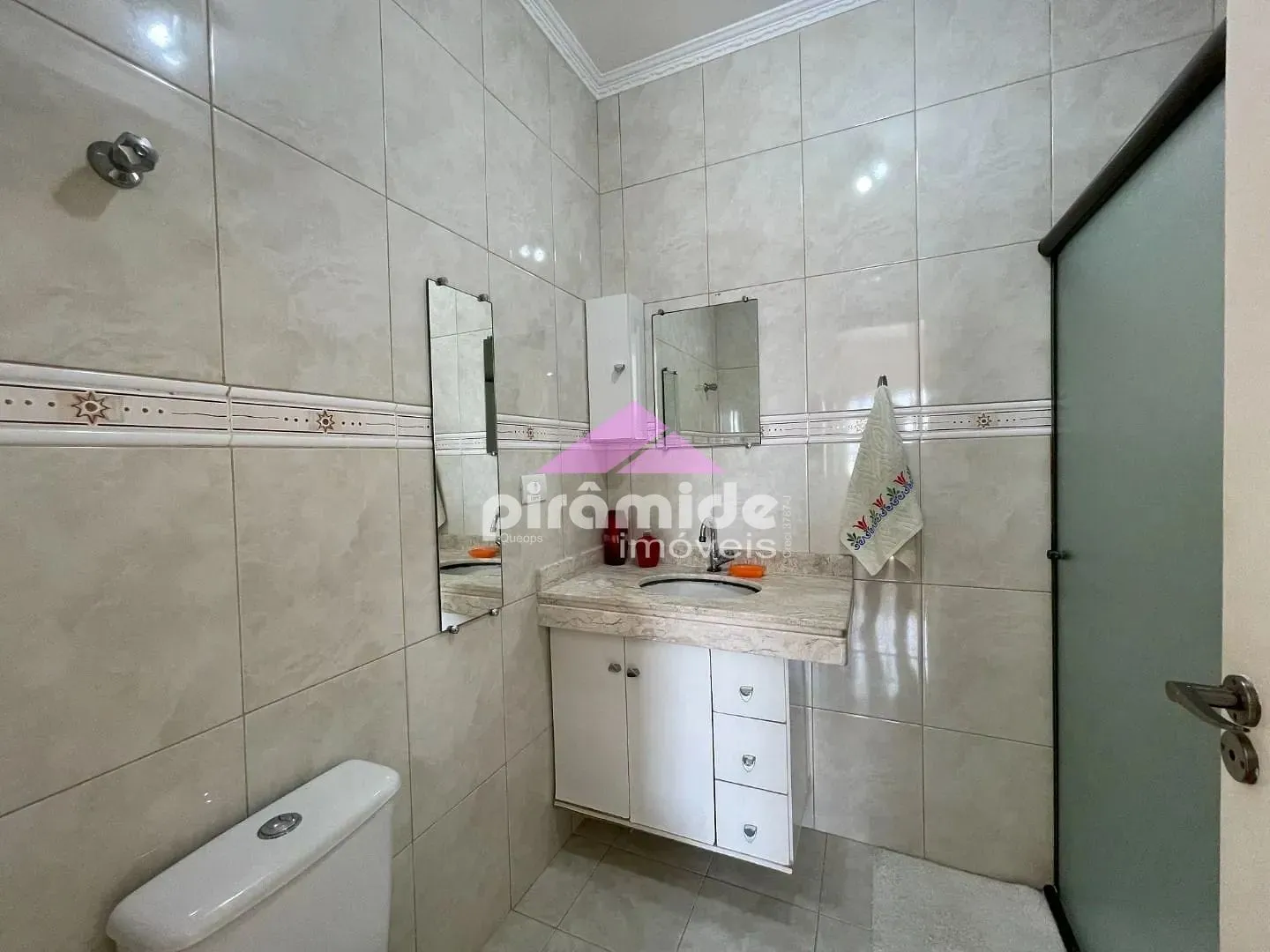 Casa, 3 quartos, 242 m² - Foto 29