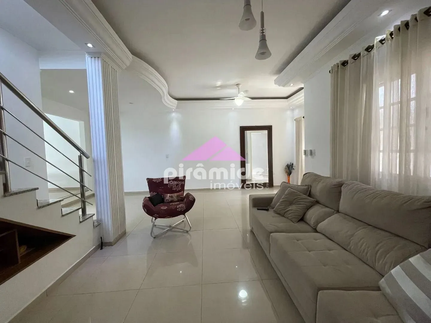 Casa, 3 quartos, 242 m² - Foto 10