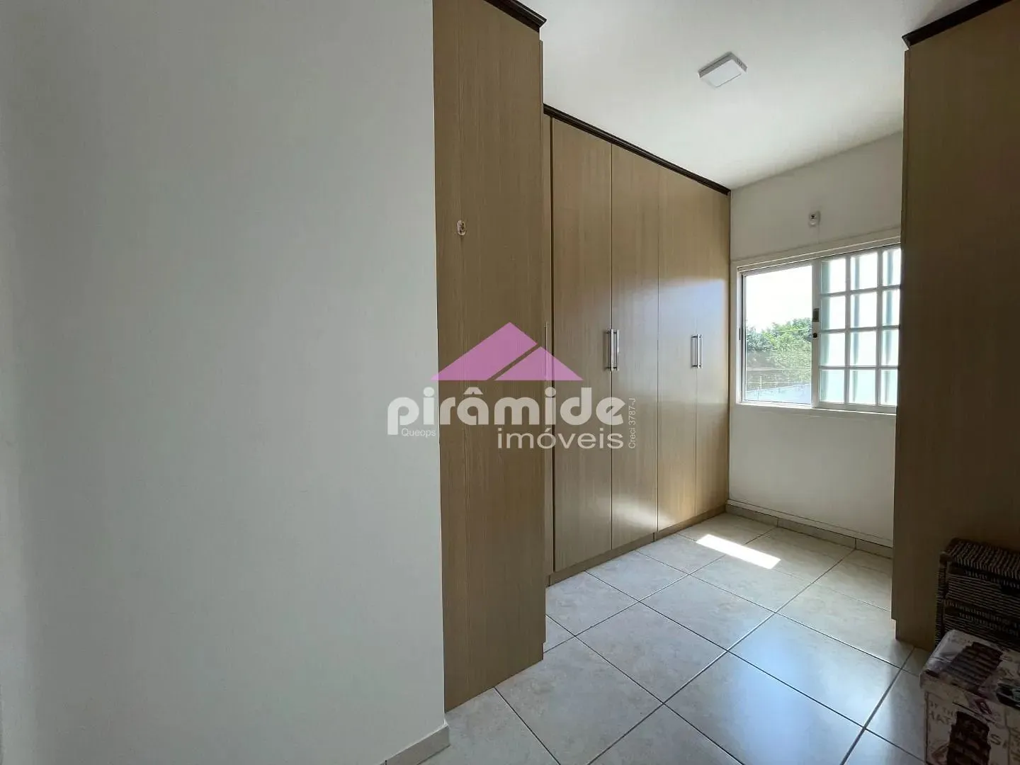 Casa, 3 quartos, 242 m² - Foto 28