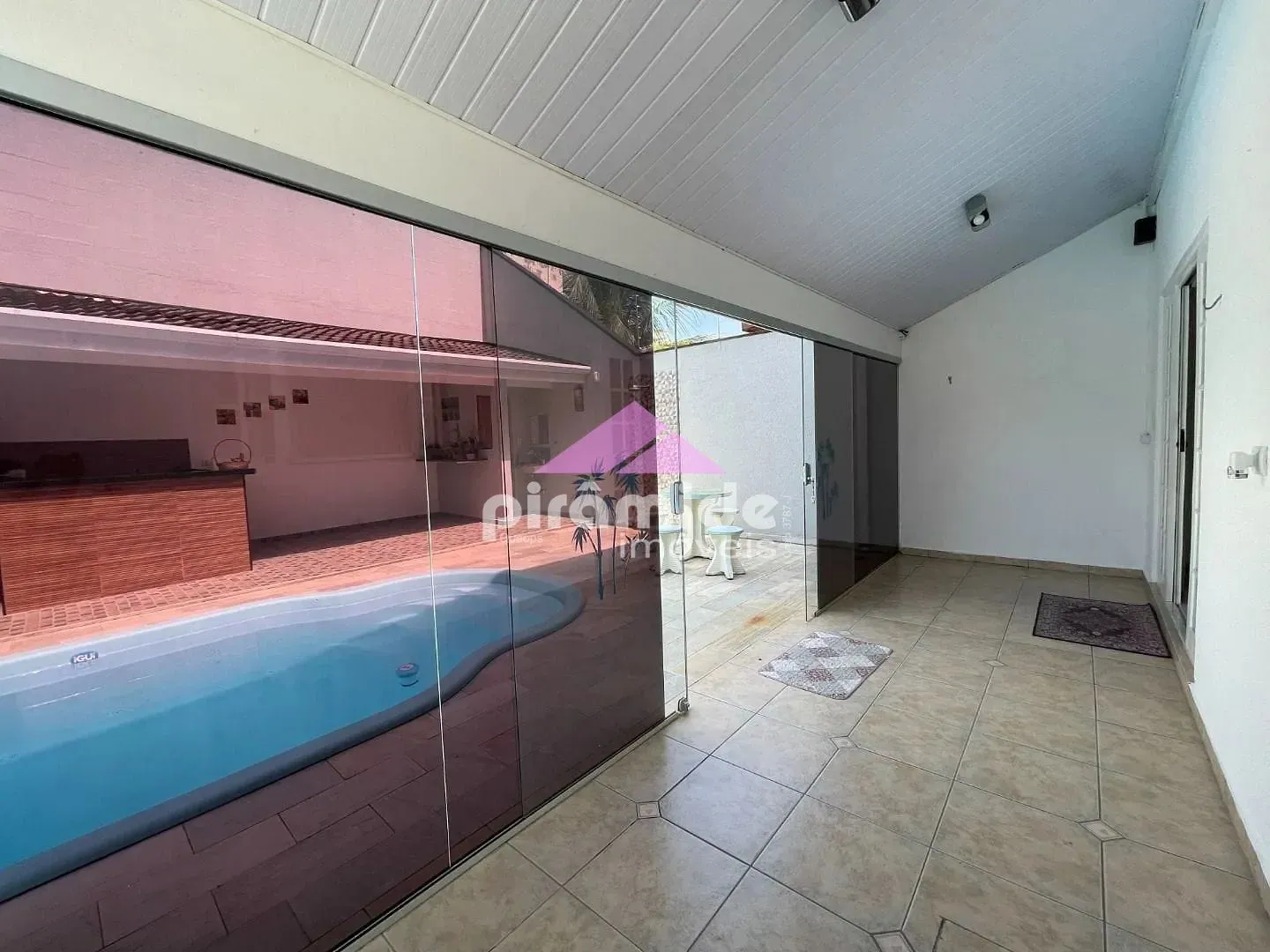 Casa, 3 quartos, 242 m² - Foto 18