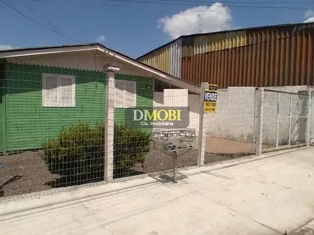 Casa com 300m² 2 quartos e 1 banheiro, à venda, no bairro São Vicente em Gravataí