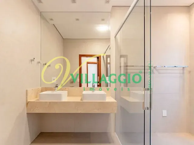 Casa com 300m² 3 quartos e 5 banheiros, à venda, no bairro Village Damha Rio Preto III em São José do Rio Preto
