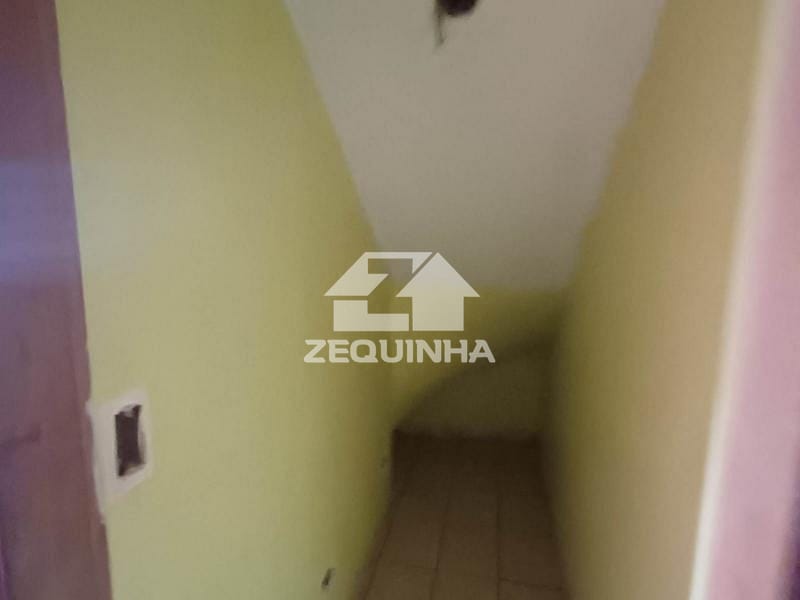 Casa à venda com 5 quartos, 300m² - Foto 7