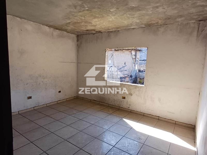 Casa à venda com 5 quartos, 300m² - Foto 18