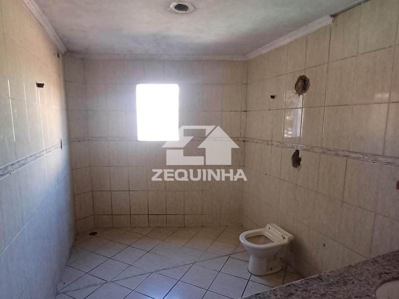 Casa à venda com 5 quartos, 300m² - Foto 24