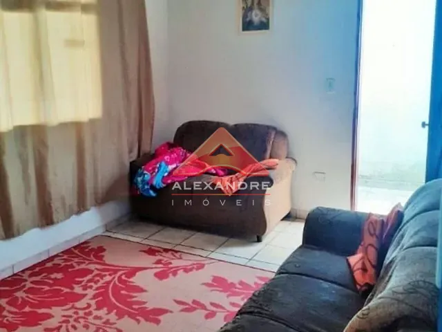 Casa com 130m² 2 quartos e 1 banheiro, à venda, no bairro Vila Industrial em São José dos Campos