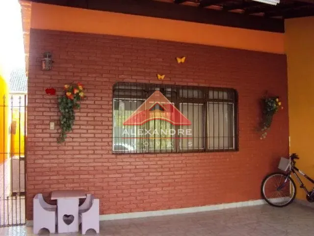 Casa com 130m² 2 quartos e 1 banheiro, à venda, no bairro Vila Industrial em São José dos Campos