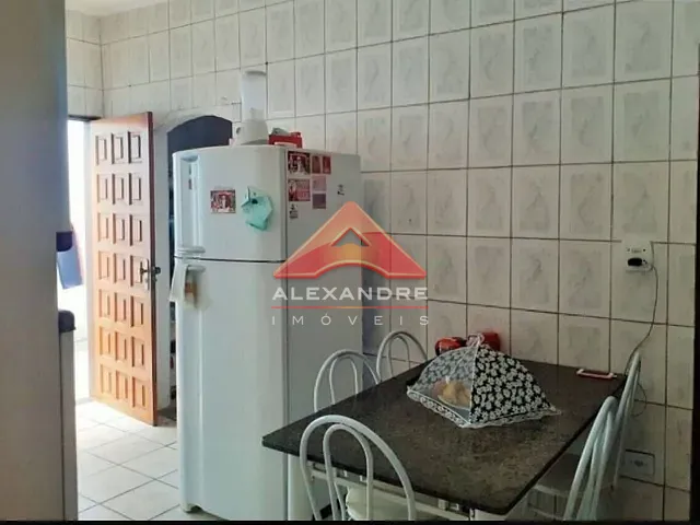 Casa com 130m² 2 quartos e 1 banheiro, à venda, no bairro Vila Industrial em São José dos Campos