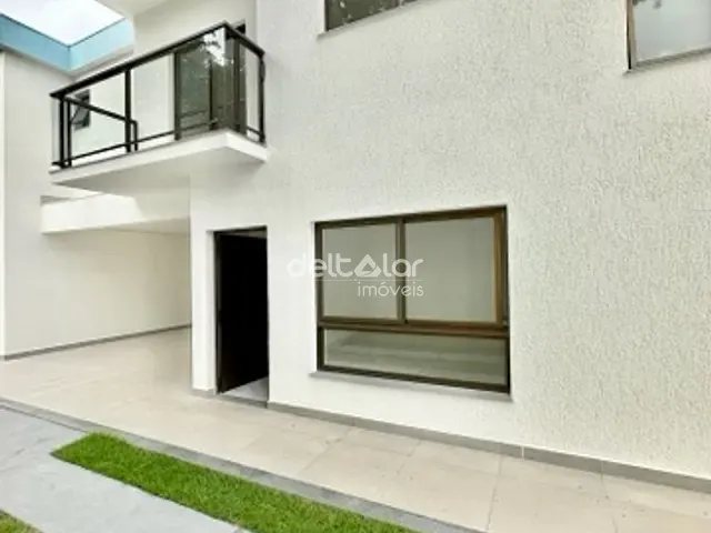 Casa com 165m² 3 quartos e 4 banheiros, à venda, no bairro Trevo em Belo Horizonte