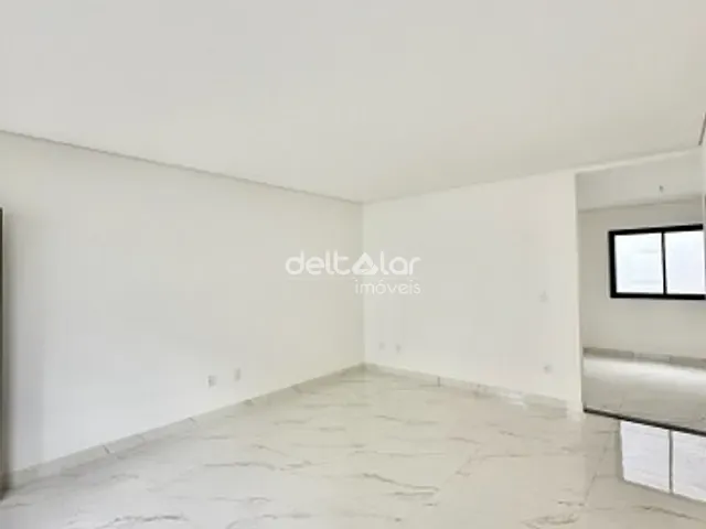 Casa com 165m² 3 quartos e 4 banheiros, à venda, no bairro Trevo em Belo Horizonte