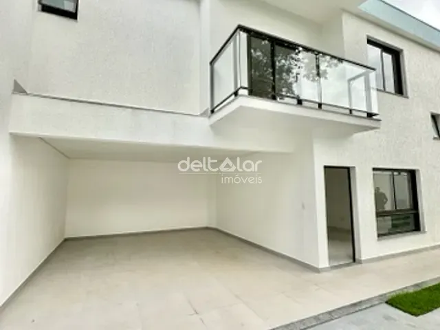 Casa com 165m² 3 quartos e 4 banheiros, à venda, no bairro Trevo em Belo Horizonte