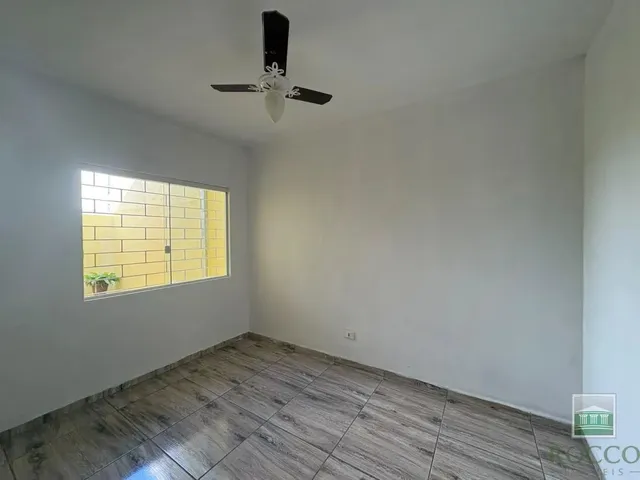 Casa 2 quartos e 1 banheiro, para alugar, no bairro Parque da Fonte em São José Dos Pinhais