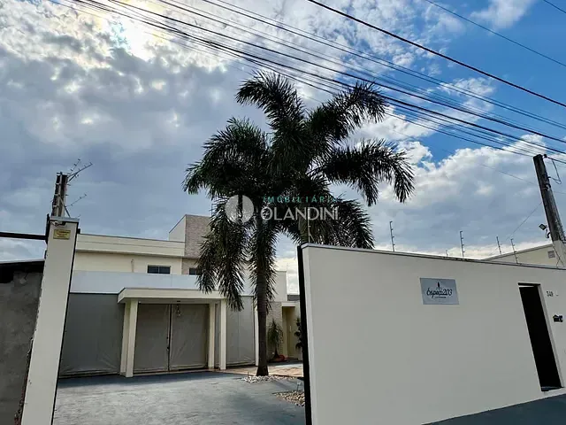 Casa com 211m² 1 quarto e 1 banheiro, à venda ou para alugar, no bairro Parque Residencial Itamaraty em Artur Nogueira