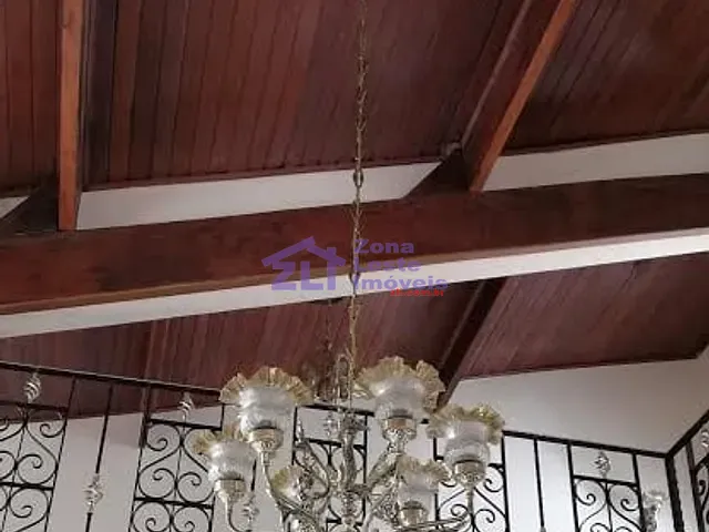 Casa com 1m² 4 quartos e 4 banheiros, à venda ou para alugar, no bairro Jardim da Saúde em São Paulo