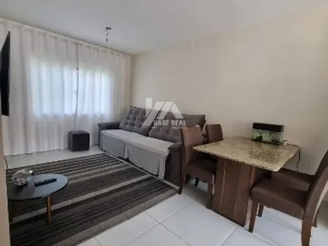 Casa 2 quartos e 1 banheiro, à venda, no bairro Jardim Carvalho em Ponta Grossa