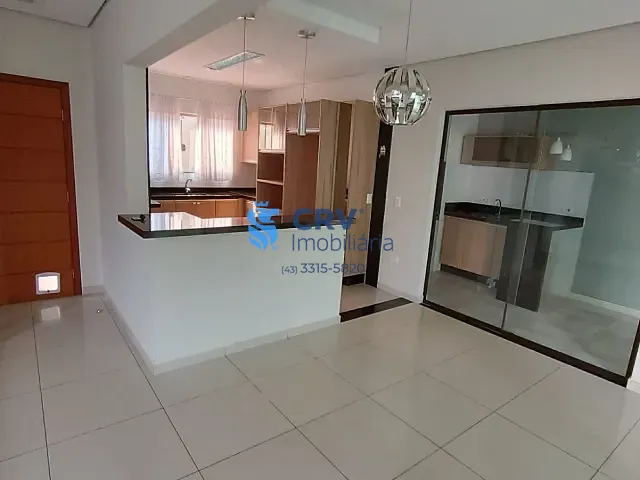 Casa com 220m² 3 quartos e 3 banheiros, à venda, no bairro Jardim Itália em Cambé