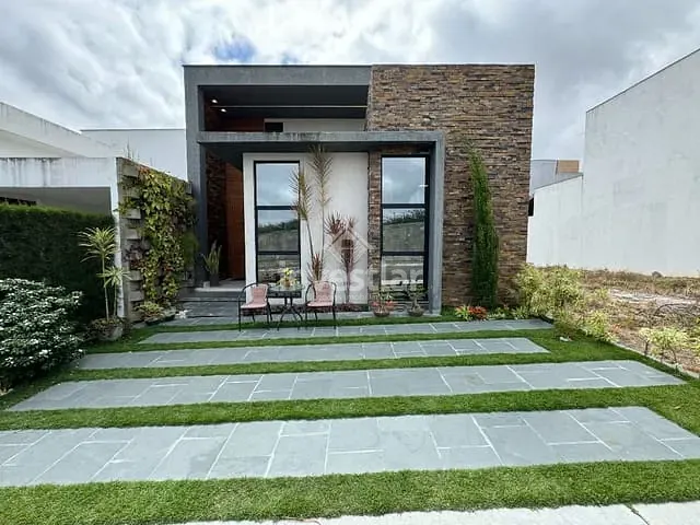 Casa com 160m² 3 quartos e 3 banheiros, à venda, no bairro Serrotão em Campina Grande