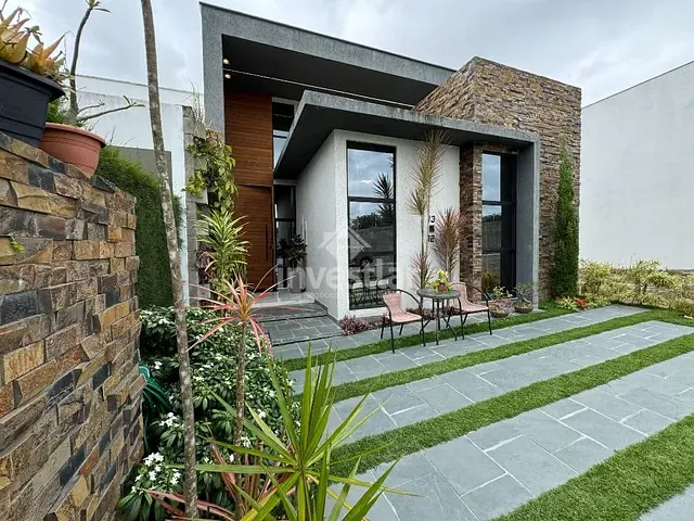 Casa com 160m² 3 quartos e 3 banheiros, à venda, no bairro Serrotão em Campina Grande