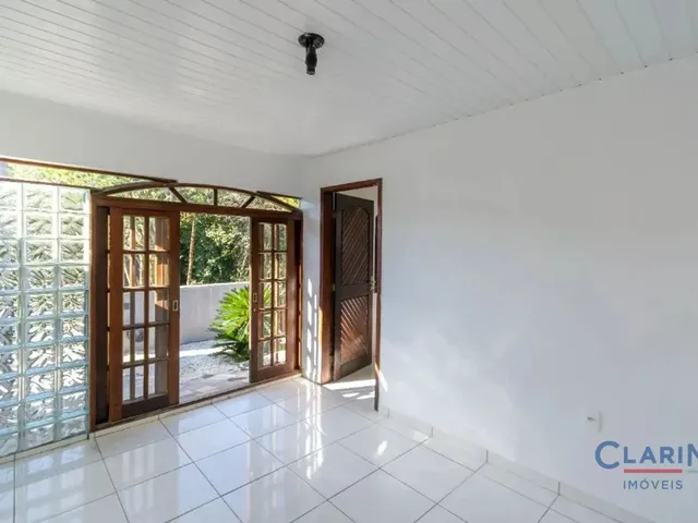 Casa 3 quartos e 2 banheiros, à venda, no bairro NOVA TRENTO em Campo Largo