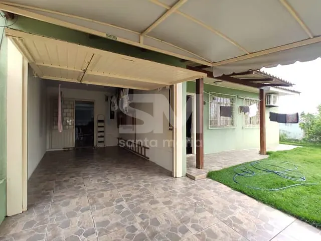 Casa com 225m² 3 quartos e 1 banheiro, à venda, no bairro Santa Maria em Chapecó
