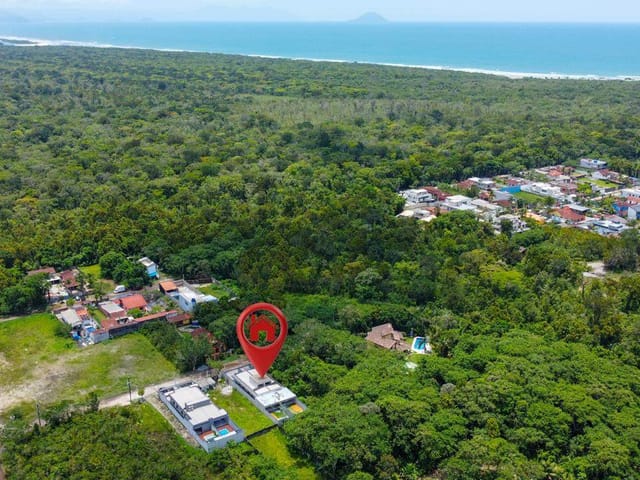 Casa 3 quartos e 2 banheiros, à venda, no bairro São Lourenço em Bertioga