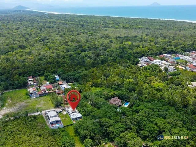 Casa 3 quartos e 2 banheiros, à venda, no bairro São Lourenço em Bertioga