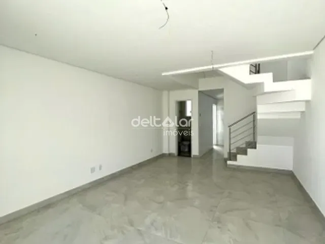 Casa com 110m² 2 quartos e 2 banheiros, à venda, no bairro Planalto em Belo Horizonte
