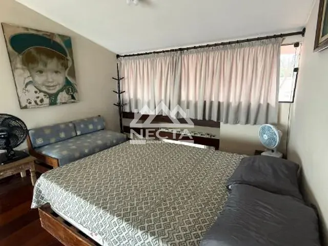 Casa com 577m² 3 quartos e 2 banheiros, à venda, no bairro Canto do Mar em São Sebastião