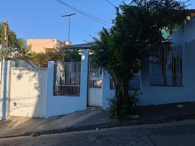 Casa com 215m² 2 quartos e 1 banheiro, à venda, no bairro Jardim Fernandes em São Paulo