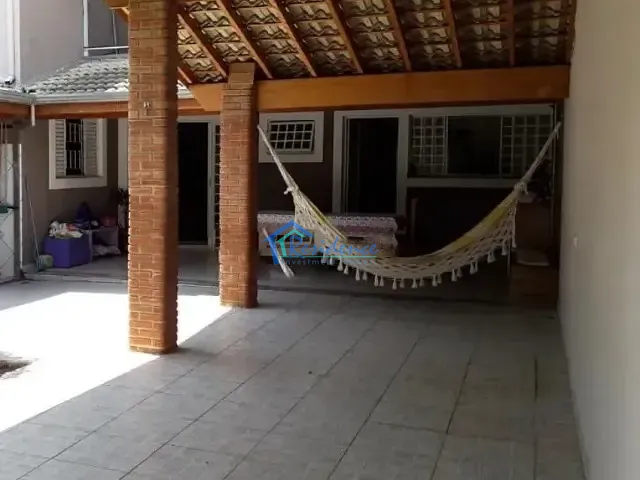 Casa com 250m² 3 quartos e 3 banheiros, à venda, no bairro Jardim Europa II em Indaiatuba