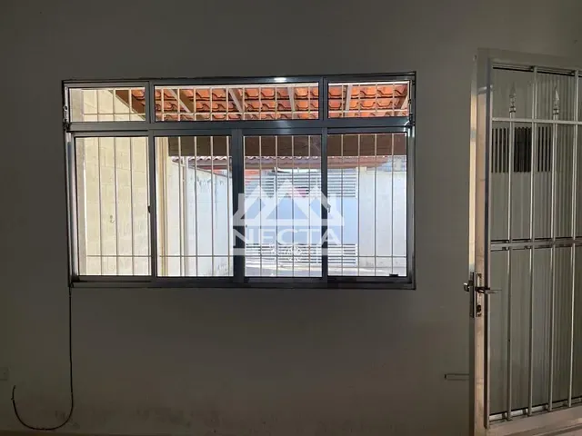 Casa com 115m² 2 quartos e 1 banheiro, à venda, no bairro Perequê Mirim em Caraguatatuba