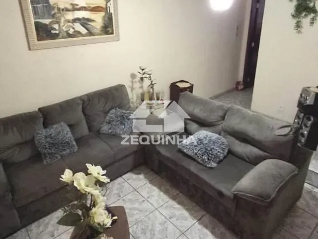 Casa com 125m² 2 quartos e 3 banheiros, à venda, no bairro Cidade das Flores em Osasco