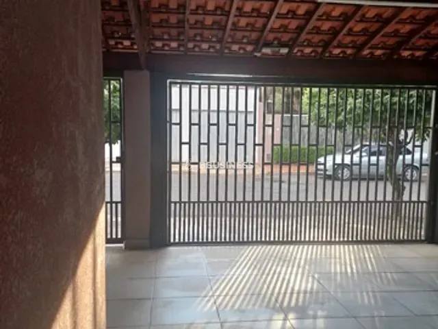 Casa com 250m² 4 quartos e 3 banheiros, à venda, no bairro Jardim Nova Indaiá em Indaiatuba