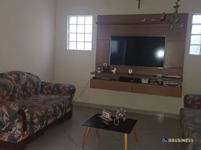 Casa com 250m² 4 quartos e 3 banheiros, à venda, no bairro Jardim Nova Indaiá em Indaiatuba