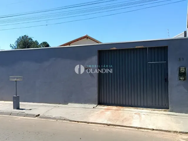 Casa com 231m² 2 quartos e 1 banheiro, para alugar, no bairro Parque Residencial Carolina em Artur Nogueira
