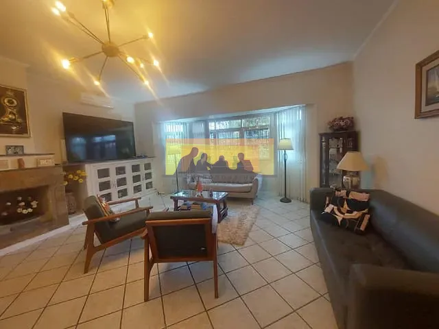 Casa com 450m² 3 quartos e 3 banheiros, à venda, no bairro Cidade Universitária em Campinas