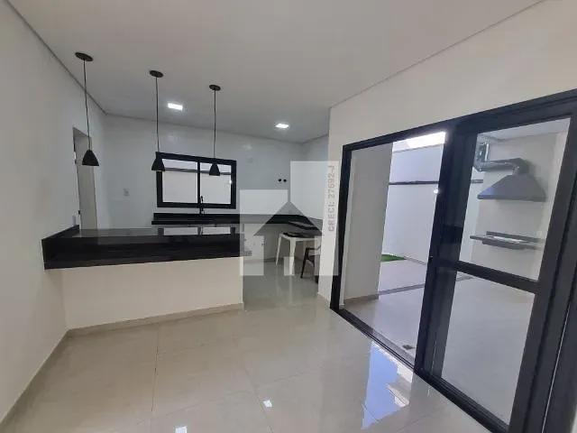 Casa com 150m² 3 quartos e 3 banheiros, à venda, no bairro Jardim Celeste em Jundiaí