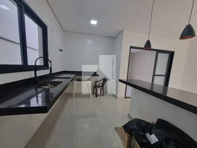 Casa com 150m² 3 quartos e 3 banheiros, à venda, no bairro Jardim Celeste em Jundiaí