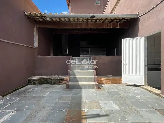 Casa com 100m² 1 quarto e 2 banheiros, para alugar, no bairro Etelvina Carneiro em Belo Horizonte