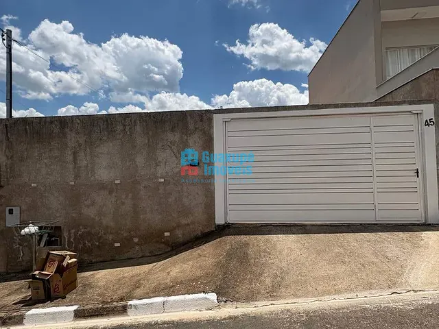 Casa com 150m² 2 quartos e 2 banheiros, à venda, no bairro Jardim Ouro Verde em Guaxupé