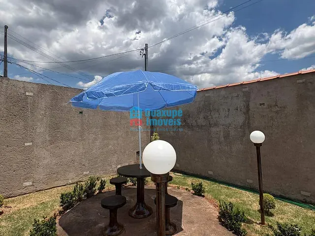 Casa com 150m² 2 quartos e 2 banheiros, à venda, no bairro Jardim Ouro Verde em Guaxupé