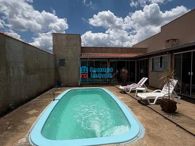 Casa com 150m² 2 quartos e 2 banheiros, à venda, no bairro Jardim Ouro Verde em Guaxupé