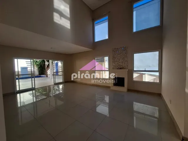 Casa com 467m² 4 quartos e 1 banheiro, à venda, no bairro Urbanova em São José Dos Campos