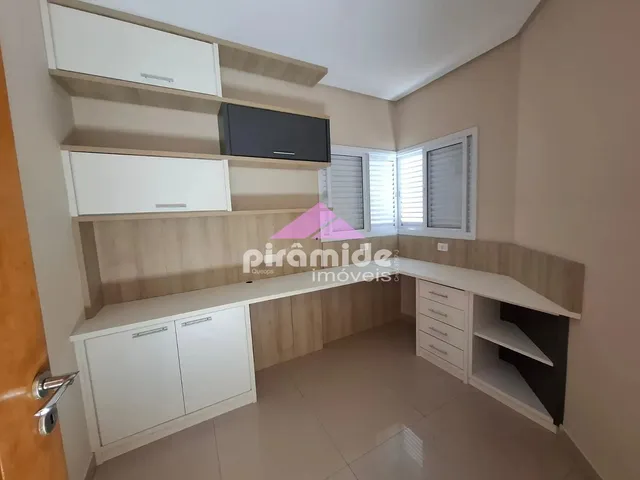 Casa com 467m² 4 quartos e 1 banheiro, à venda, no bairro Urbanova em São José Dos Campos