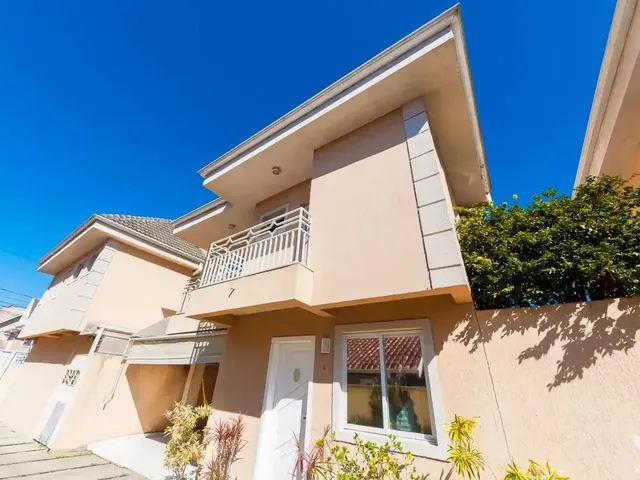 Casa com 143m² 3 quartos e 3 banheiros, à venda, no bairro Santa Felicidade em Curitiba