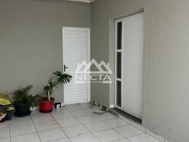 Casa com 360m² 3 quartos e 2 banheiros, à venda, no bairro Jardim Britânia em Caraguatatuba