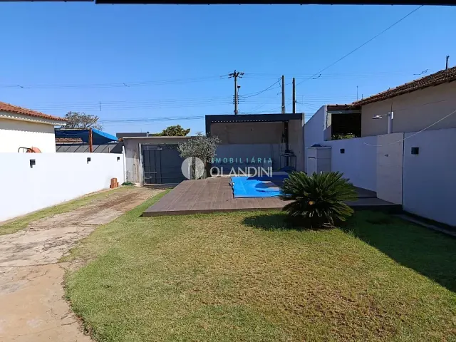 Casa com 300m² 2 quartos e 2 banheiros, à venda, no bairro Parque Orlando Correa Barbosa em Artur Nogueira