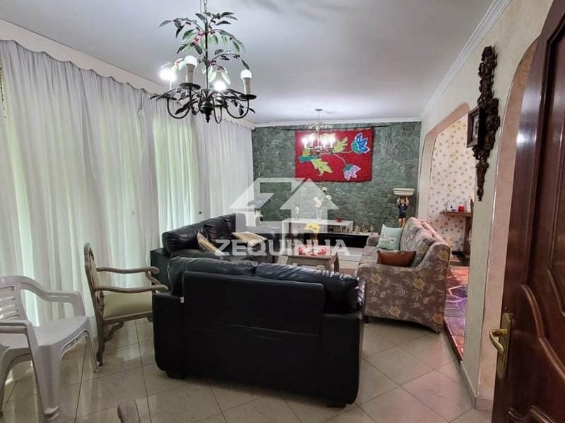 Casa, 4 quartos, 360 m² - Foto 10