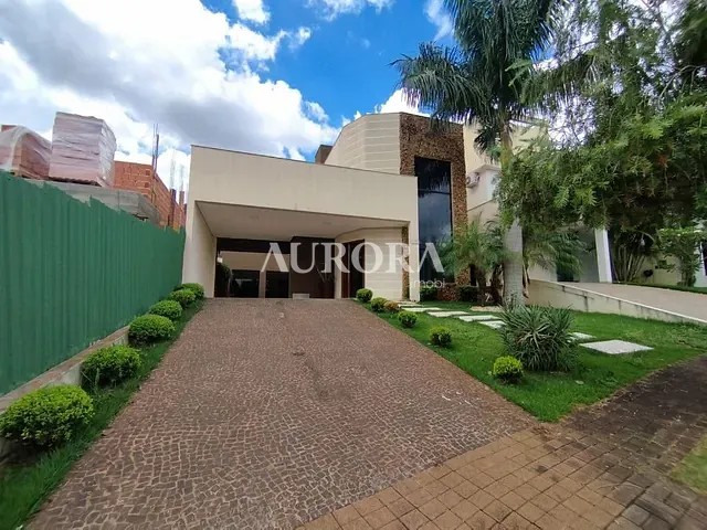 Casa com 300m² 3 quartos e 5 banheiros, à venda, no bairro Esperança em Londrina