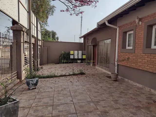 Casa com 720m², à venda, no bairro Parque Hongaro em Sumaré